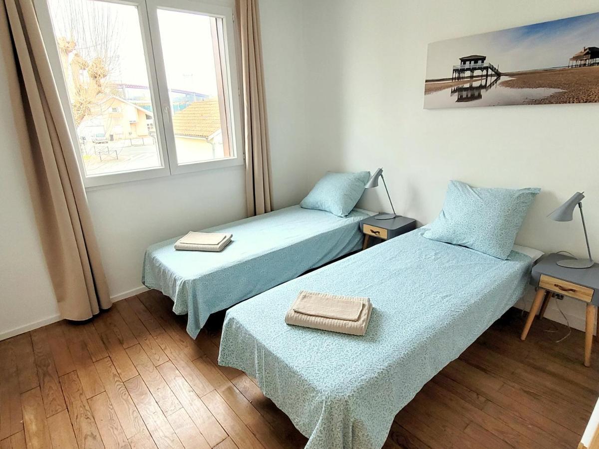 Villa Avec Piscine A Bordeaux Eksteriør billede